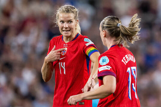 Ada Hegerberg and Elisabeth Terland of Norway