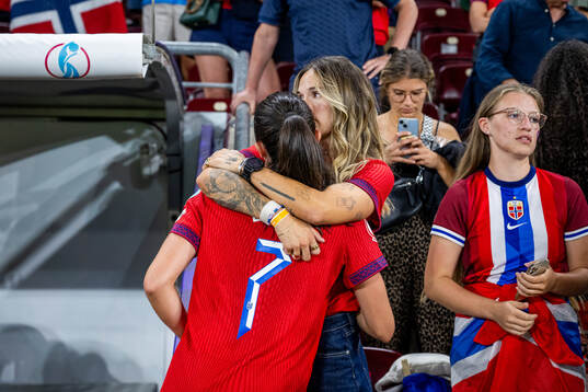 Ingrid Syrstad Engen of Norway with her girlfriend María