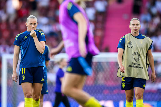 Stina Blackstenius and Jonna Andersson of Sweden