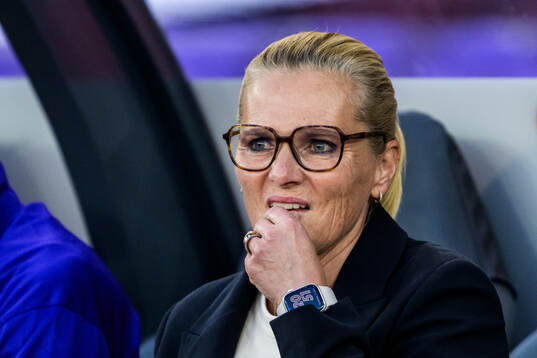 Head coach Sarina Wiegman of England
