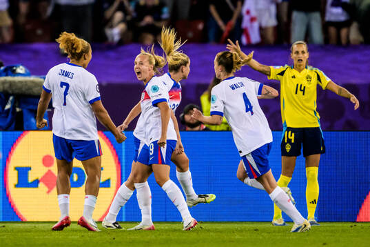 Players of England celebrate