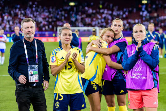 Head coach Peter Gerhardsson, Julia Zigiotti Olme, Smilla