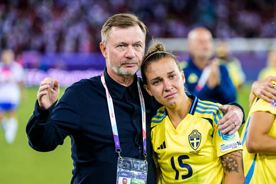 Head coach Peter Gerhardsson and Julia Zigiotti Olme of