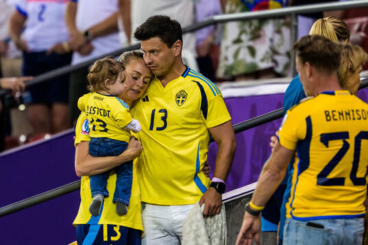 Amanda Ilestedt of Sweden looks dejected