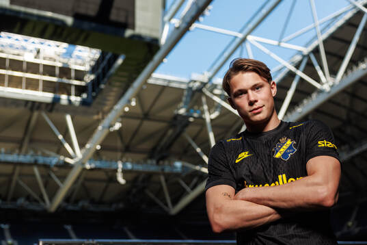 Bläddra bland fler bilder av Fotboll, Allsvenskan, AIK, Porträtt 