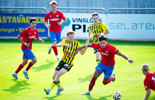 Bläddra bland fler bilder av Fotboll, IFK Hässleholm - Helsingborgs IF P19