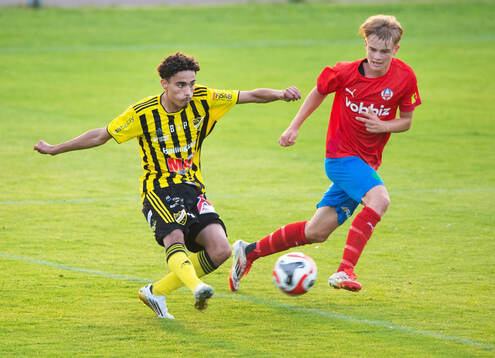IFK Hässleholms Zidane (Zeidan) Sala skjuter måli matchen