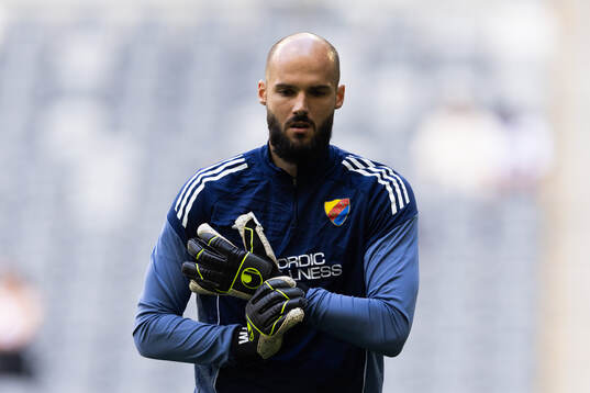 Djurgårdens målvakt Filip Manojlovic