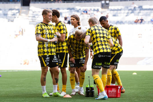 Elfsborg spelare med en vattenpaus