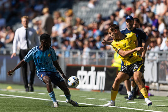 Djurgårdens Tokmac Nguen och Frode Aronsson