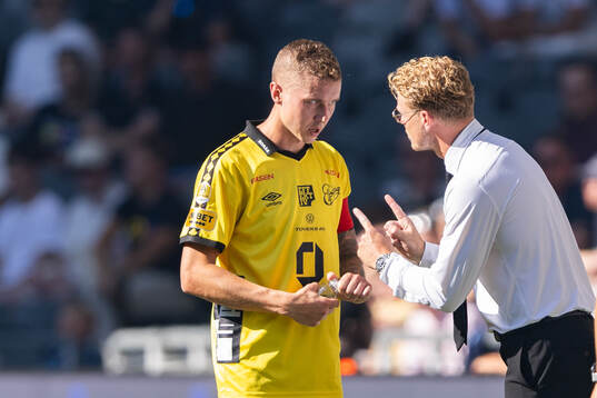 Elfsborgs Sebastian Holmen och tränare Oscar Hiljemark