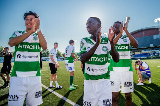 Västerås Mamadou Ousmane Diagne jublar