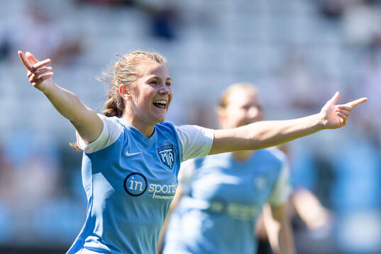 Minnesotas Madeline Schillings jublar
