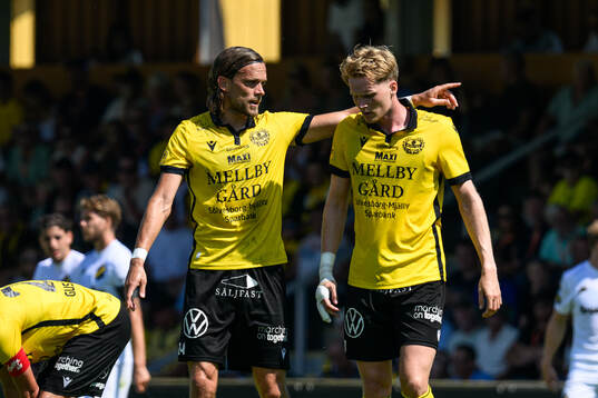 Mjällbys Tom Pettersson och Jacob Kiilerich Rask