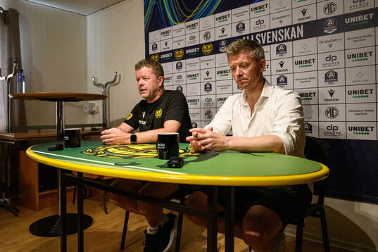 Mjällbys tränare Anders Torstensson och AIKs tränare