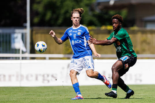 GIF Sundsvalls Ture Sandberg och Varbergs Kevin Appiah