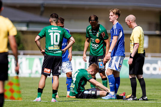 Varbergs Emil Hellman har ont