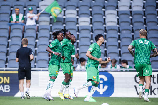 Hammarbys Frank Junior Adjei och Moise Elohim Victoire