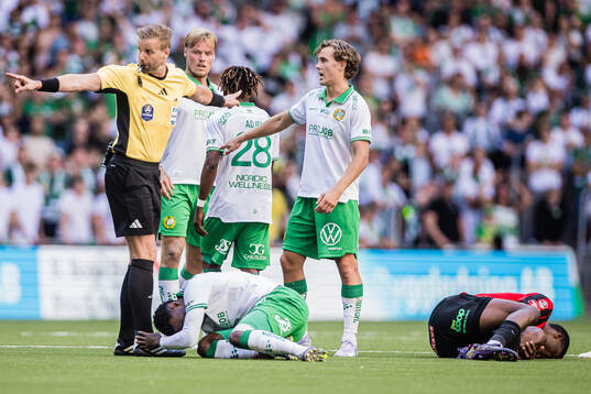 Hammarbys Shaquille Pinas ich Brommapojkarnas Ezekiel
