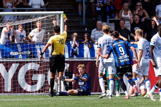 Sirius Victor Svensson blir varnad av Domare Adi Aganovic