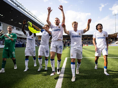 IFK Göteborgs spelare jublar