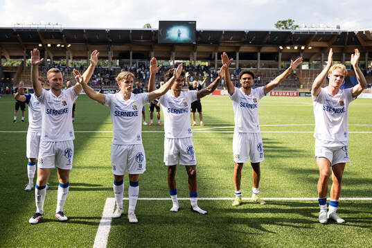 IFK Göteborgs spelare jublar