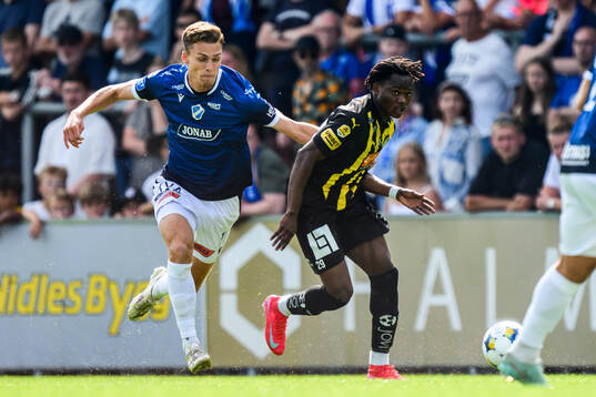Bläddra bland fler bilder av Fotboll, Allsvenskan, Halmstad - Häcken