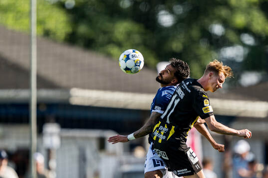 Halmstads Malte Persson och Häckens Julius Lindberg