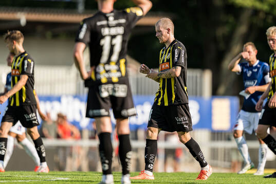 Häckens Simon Gustafson deppar