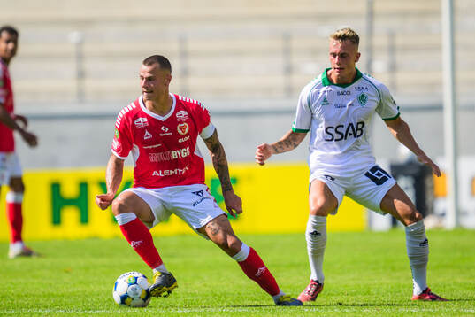 Kalmars Rasmus Sjöstedt och Brages Lorik Konjuhi