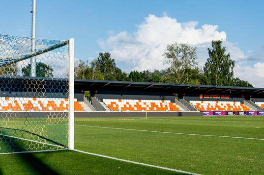 LNK Sporta Parks a head of a UEFA Champions League training