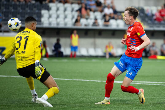 Helsingborgs Alexander Johansson gör 1-2 på Utsiktens