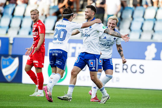 IFK Norrköpings Arnor Traustason jublar