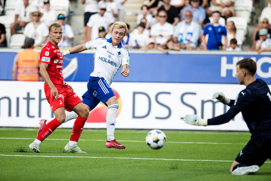 Värnamos Johan Rapp och IFK Norrköpings Isak Andri