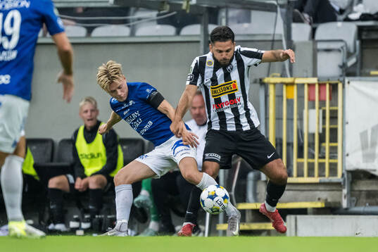 Trelleborgs Oskar Ruuska och Landskronas Edi Sylisufaj