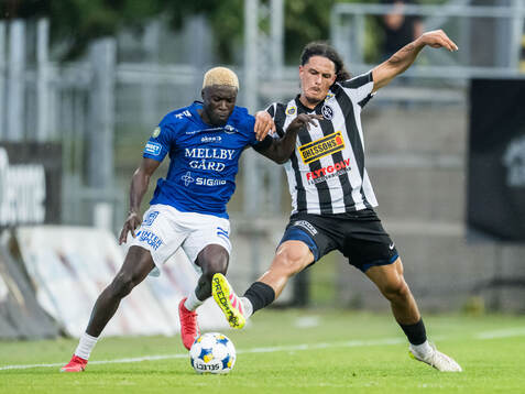 Trelleborgs Emmanuel Godwin och Landskronas André Alvarez