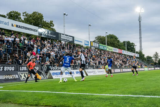 Trelleborgs Abel Ogwuche och Landskronas Markus Björkqvist