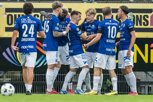 Trelleborgs Oskar Ruuska jublar