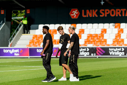 Emmanuel Ekong, Hugo Bolin and Arnor Sigurdsson of Malmö FF