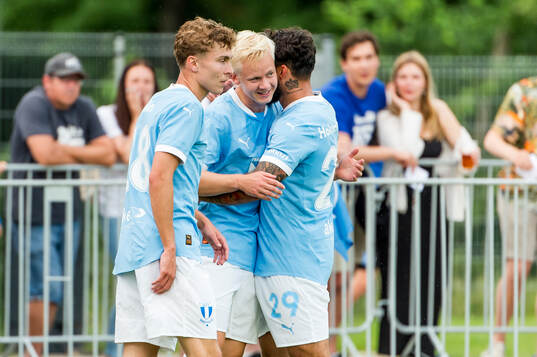 Otto Rosengren of Malmö FF celebrates