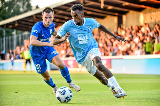Janis Ikaunieks of FK RFS and Taha Ali of Malmö FF