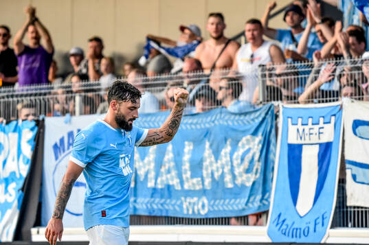 Bläddra bland fler bilder av Football, Champions League Qualifiers, FK RFS - Malmö FF