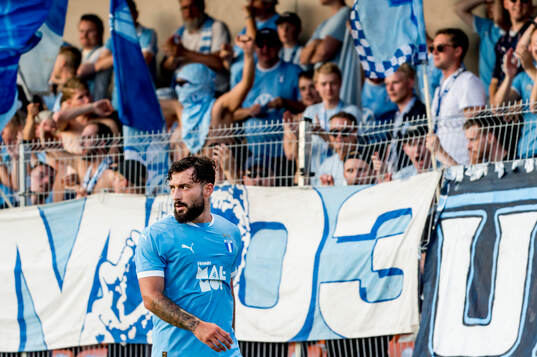 Sead Haksabanovic of Malmö FF celebrates