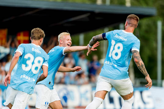 Otto Rosengren and Pontus Jansson of Malmö FF celebrates