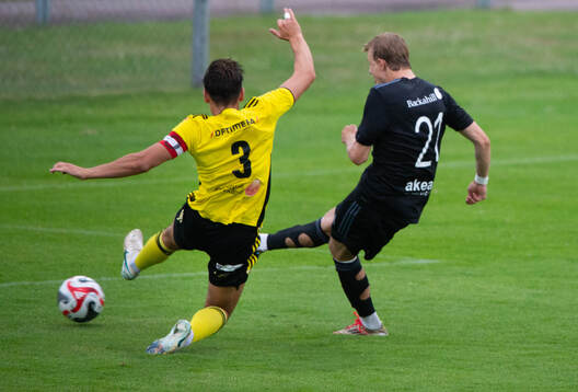 Ängelholms Tim Amilon Persson gör 0-3 och IFK