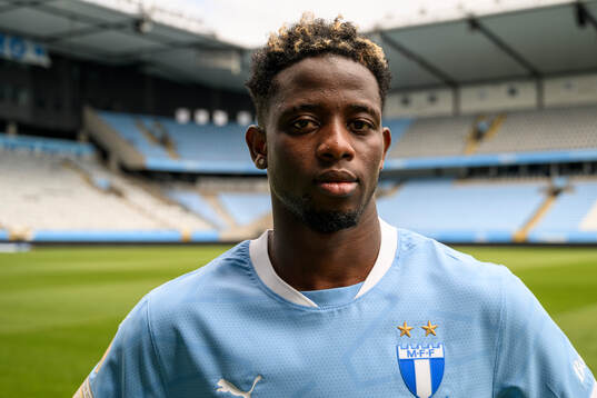 Malmö FF presenterar Salifou Soumah som ny spelare