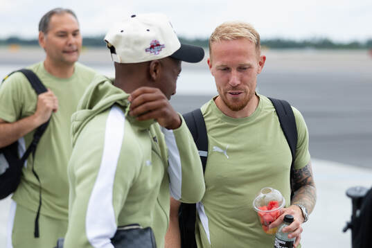 Sanders Ngabo and Mikkel Rygaard Jensen of Häcken