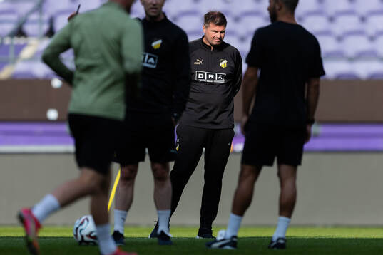 Head coach Jens Gustafsson of Häcken