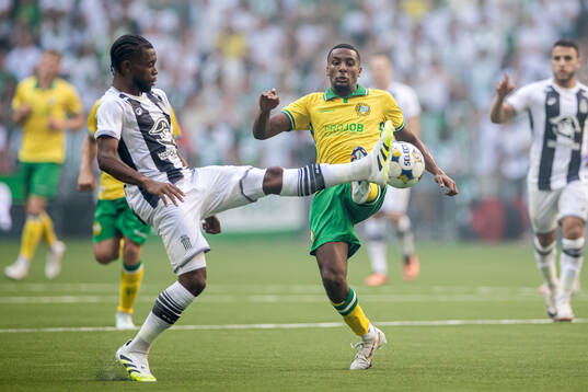 Mardochee Nzita of Royal Charleroi SC and Paulos Abraham of