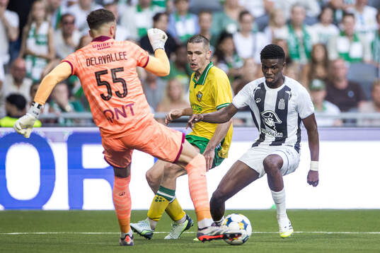 Oscar Johansson Schellhas of Hammarby against goalkeeper